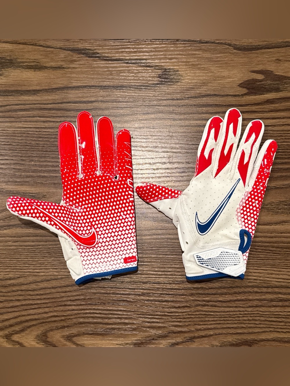 Men’s Size Small Nike Vapor Jet 6.0 Football Receiver Gloves White/Red/Blue NEW